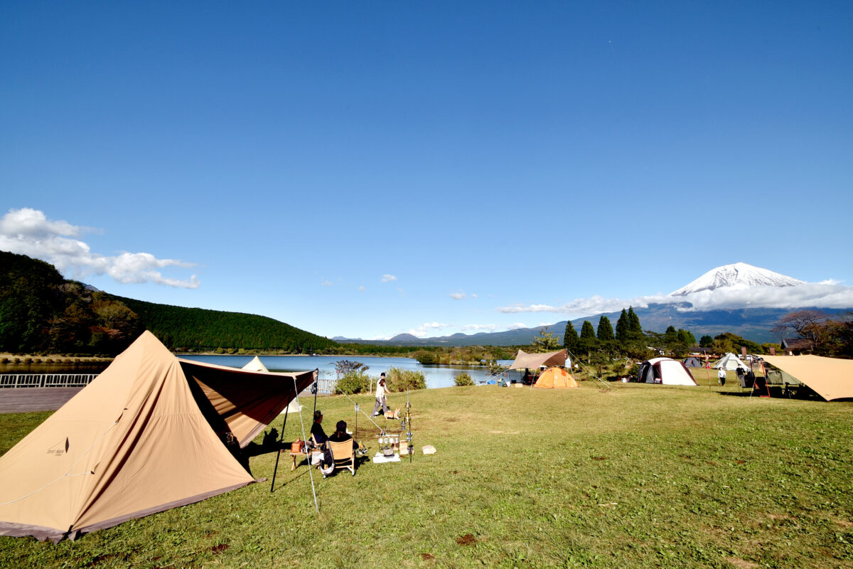 Camping ground by Lake Tanuki