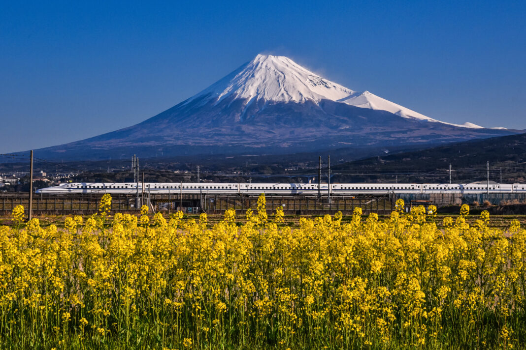 Shinkansen and Mt. Fuji