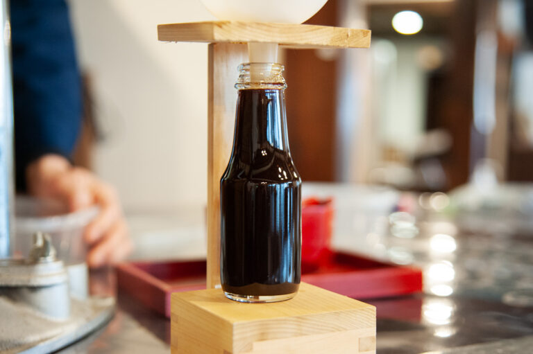 Making a bottle of soy sauce in Hamamatsu