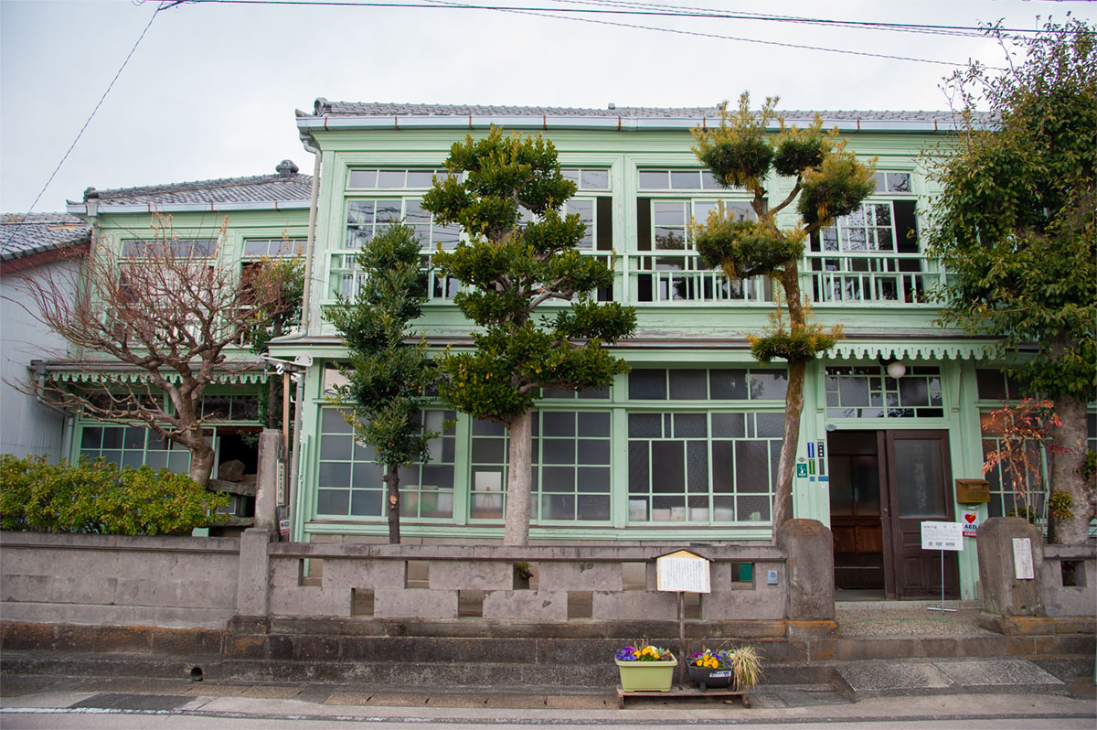 The former Igarashi Dental Clinic in Kambara on the Tokaido road